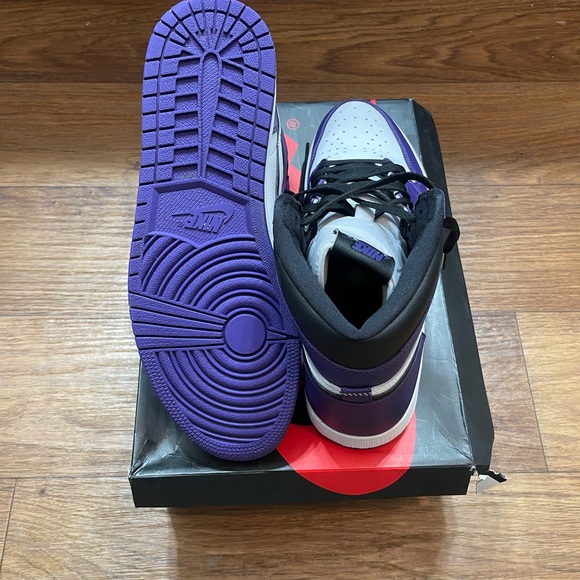 Air Jordan 1 Court Purple - Picture 4 of 4